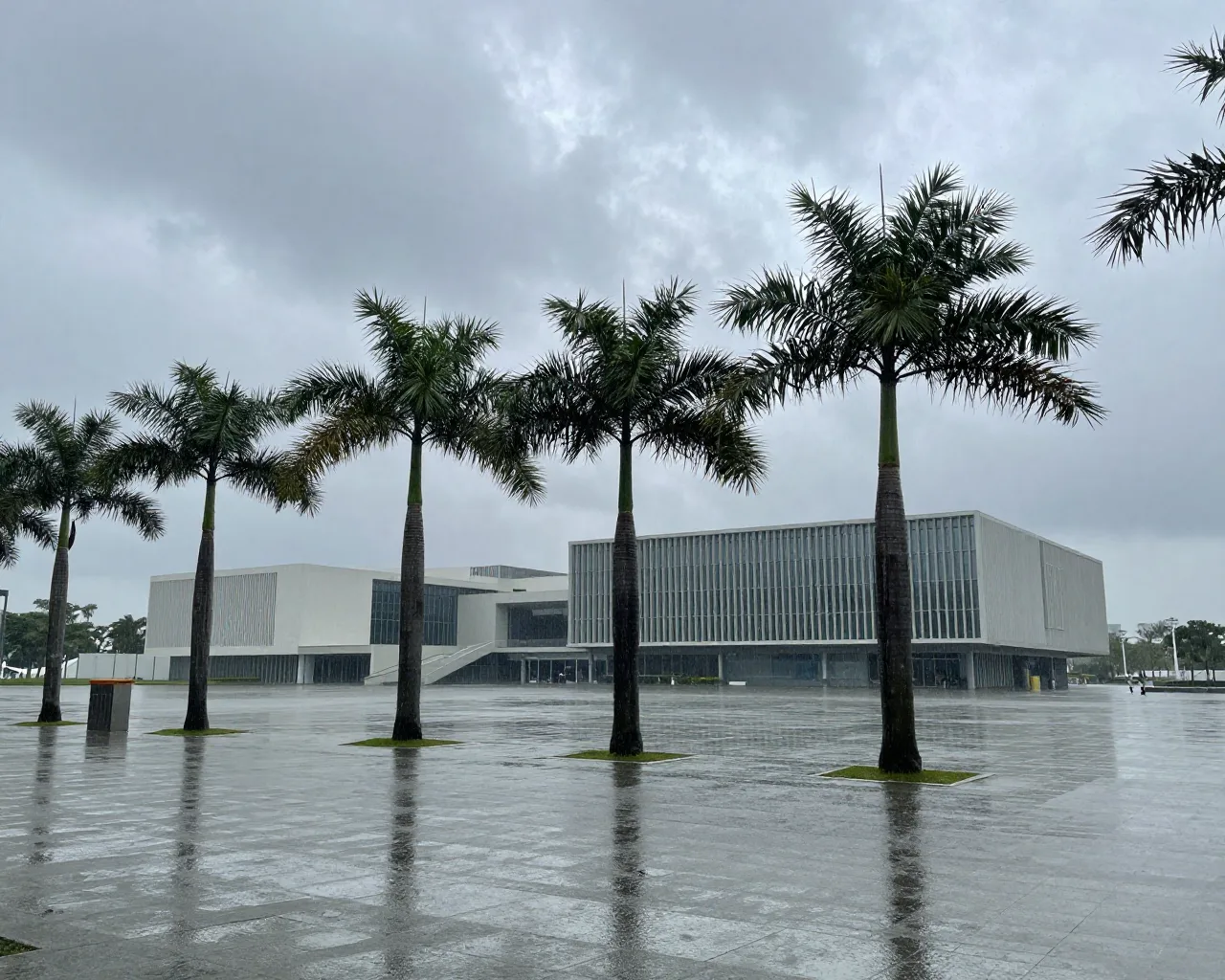 Chuva forte muda local do 2º Festival de Música Pop de Guangdong e Macau para dentro do Hengqin