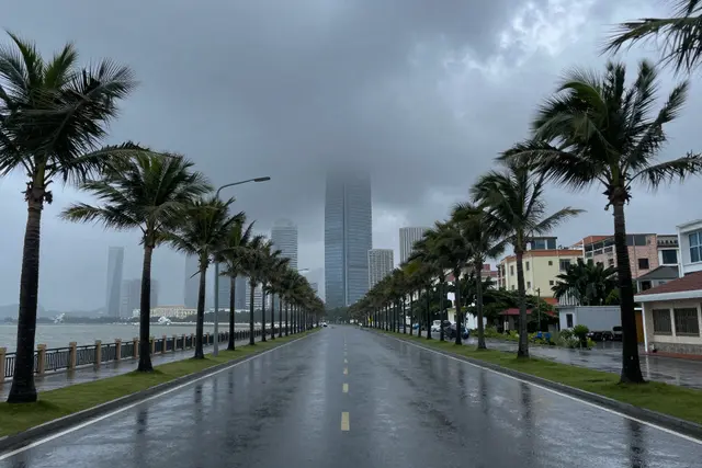 Cidade de Zhuhai se prepara para impacto direto do tufão 'Hakos'
