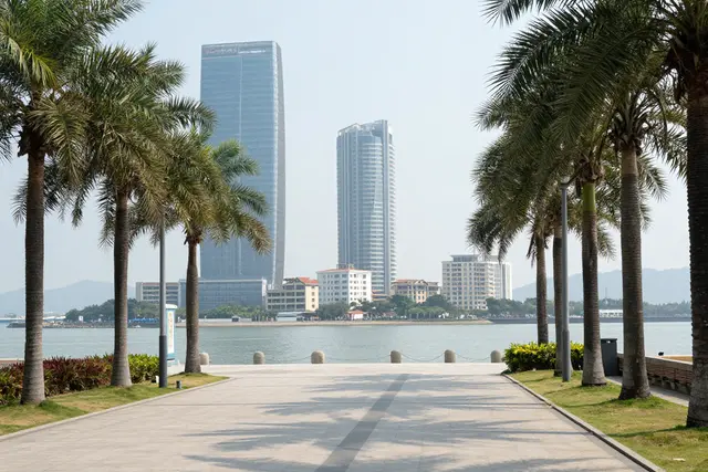 Dong Yuhui elogia a modernidade de Zhuhai e Hengqin