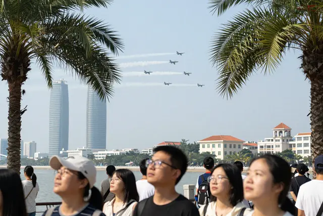 Estrangeiros em Zhuhai: o que o público internacional achou do Airshow