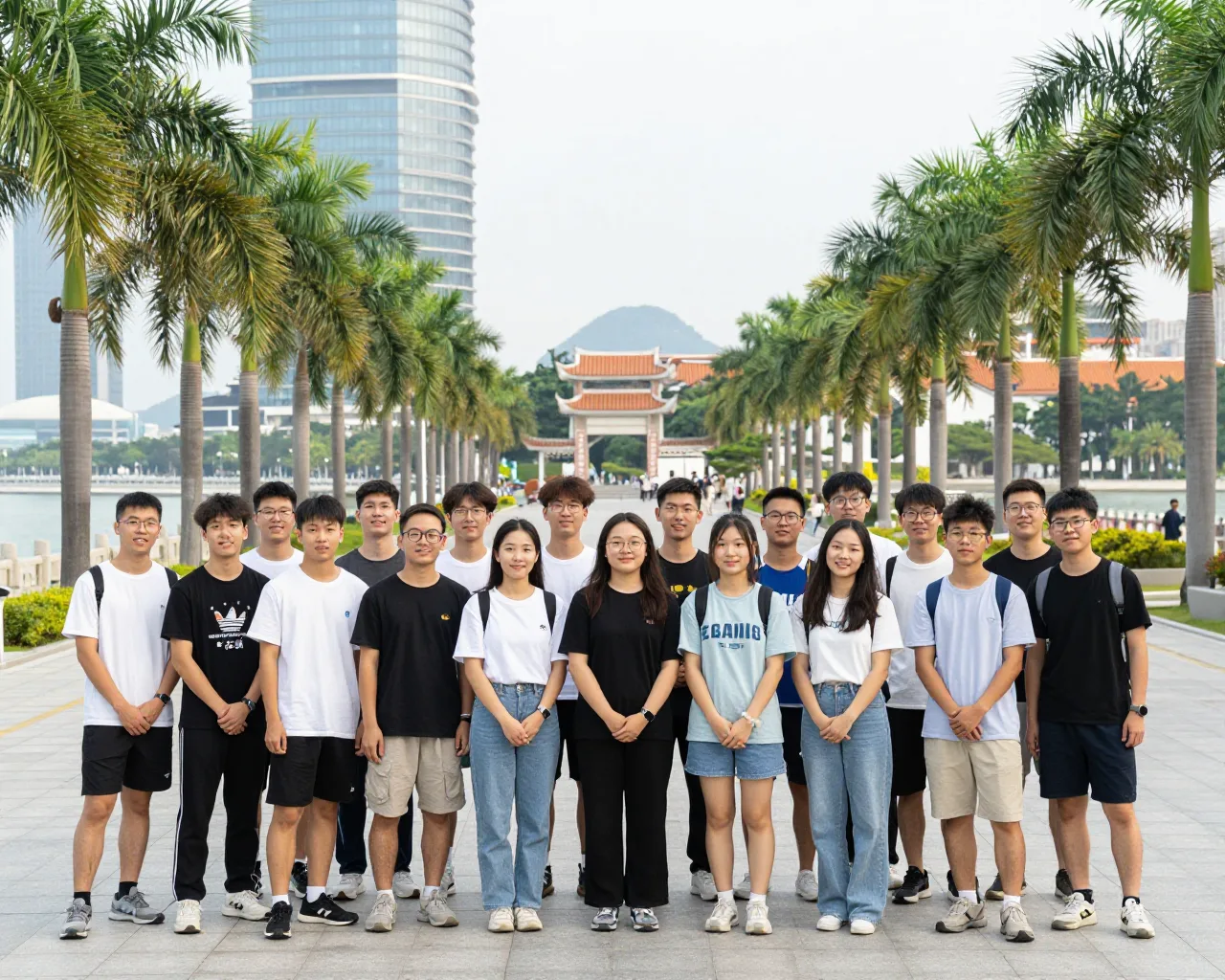 Jovens de 5 países encerram acampamento cultural em Zhuhai