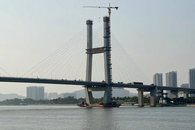 Nova ponte em Zhuhai liga bairros distantes em 15 minutos