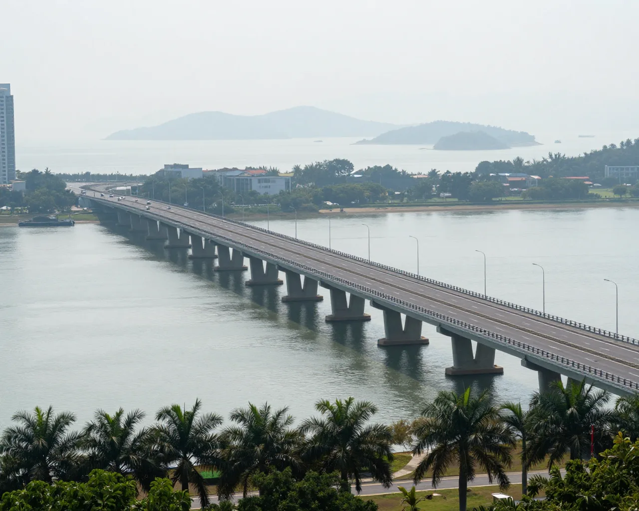 Nova ponte em Zhuhai liga Doumen ao centro com 8 faixas