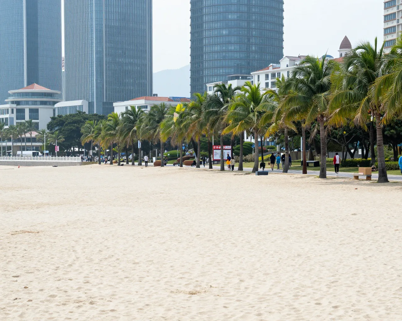 Nova praia na Qínglù Lù abre em Zhuhai com areia importada