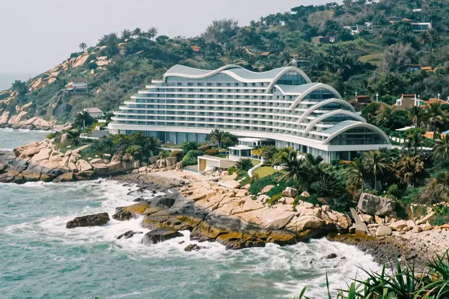 Novo hotel de luxo Alila abre em Dongao, Zhuhai, com vista para o mar