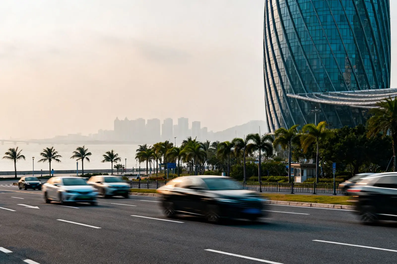 Posto de Hengqin (横琴口岸) bate recorde de fluxo em 2025 com mais de 30 milhões de passagens