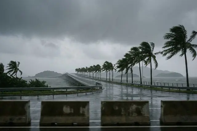 Zhuhai cria regra clara para fechar pontes e ruas em tempestades