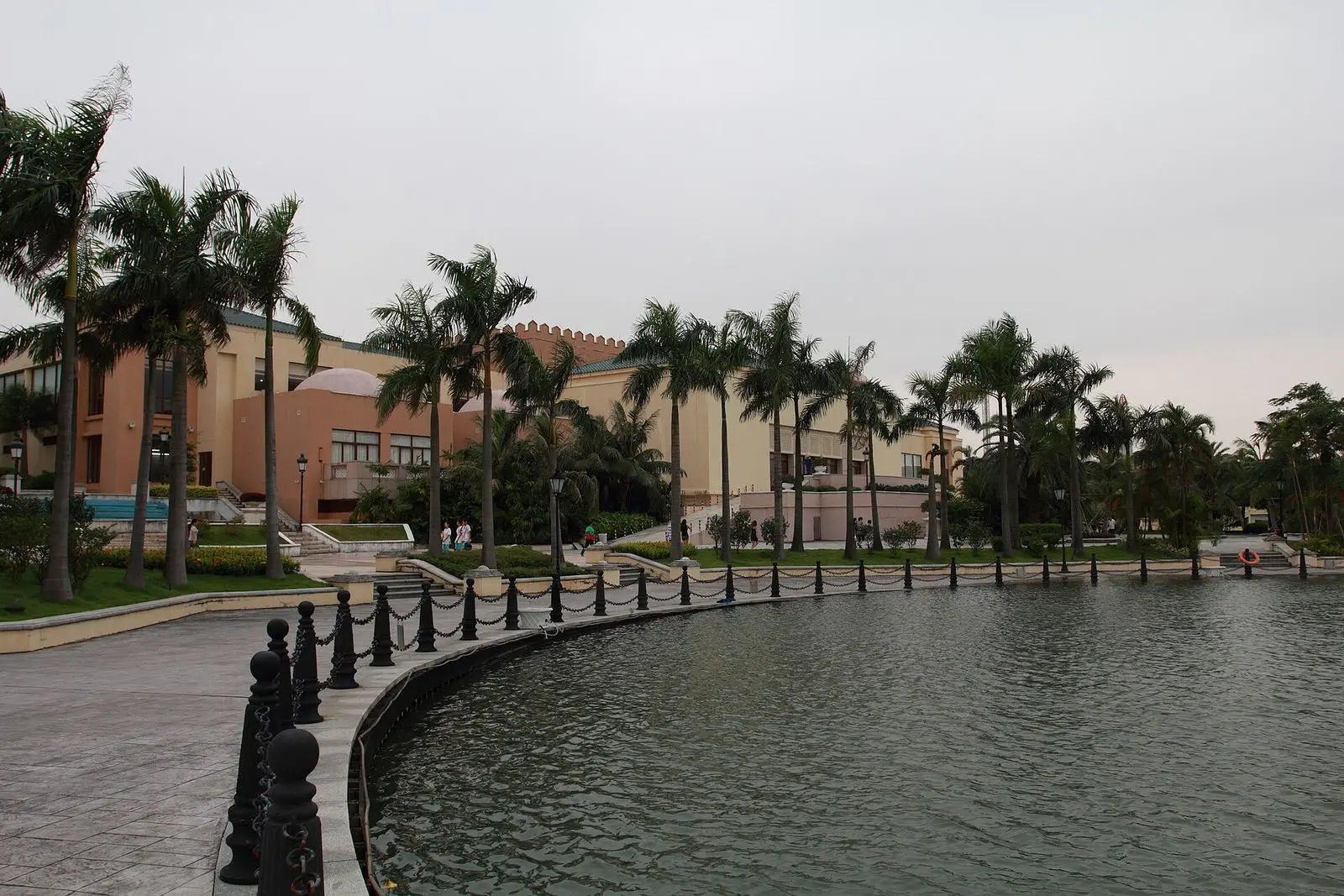 Zhuhai Holiday Resort Hotel (珠海度假村酒店)
