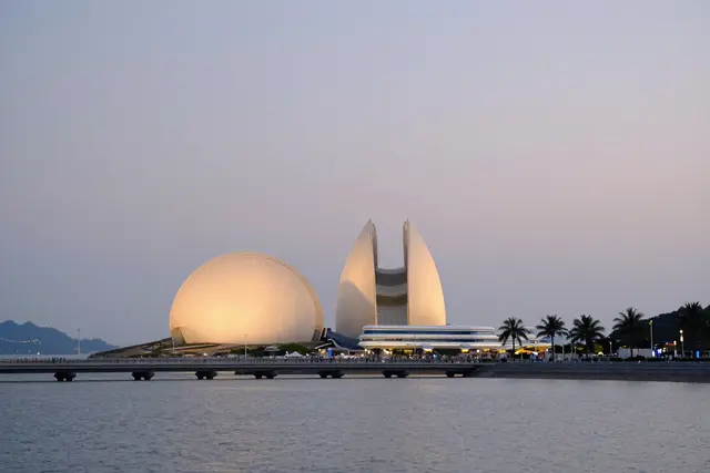 Zhuhai recebe concerto de Ano Novo da China com fundo do mar e ilhas